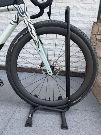 Used CUBE NUROAD C:62, EX 2025 2025 Road & Gravel, White — image 3 of 6