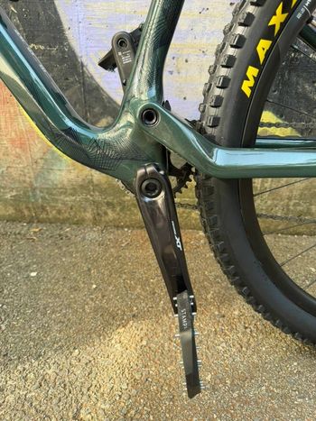 Used Orbea OIZ M-PRO 2025 2025 Mountainbike, Green — image 3 of 15