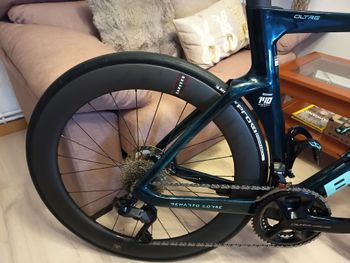 BIANCHI OLTRE RC REPARTO CORSE EDICIÓN LIMITADA 140 TH ANIVERSARIO CUADRO 001 EXCLUSIVO TOPE GAMA ZIPP Custom Shimano Ultegra Di2 2026 Road & Gravel d'occasion — image 3 sur 26