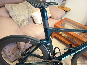 BIANCHI OLTRE RC REPARTO CORSE EDICIÓN LIMITADA 140 TH ANIVERSARIO CUADRO 001 EXCLUSIVO TOPE GAMA ZIPP Custom Shimano Ultegra Di2 2026 Road & Gravel d'occasion — image 10 sur 26