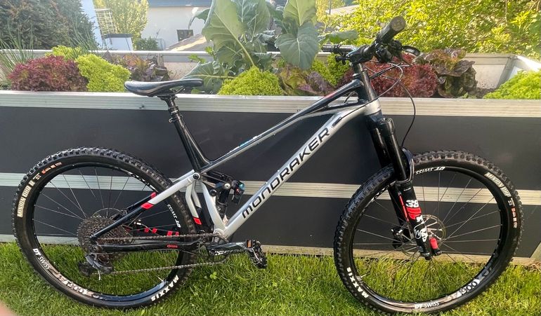 Použité Mondraker Superfoxy R 2021 Mountainbike — obrázek 1 z 4