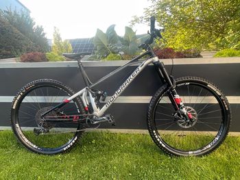 Použité Mondraker Superfoxy R 2021 Mountainbike — obrázek 2 z 4