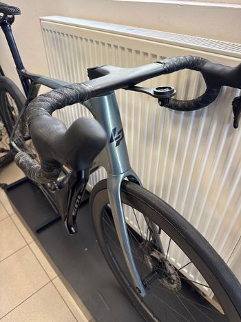 Lapierre Pulsium SAT 5.0 Di2 2024 2024 Road & Gravel d'occasion — image 4 sur 7