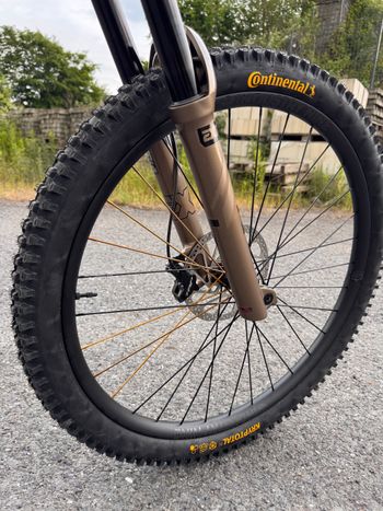 Used Yeti SB 140 Dreambuild 2026 Mountainbike, Purple — image 5 of 15