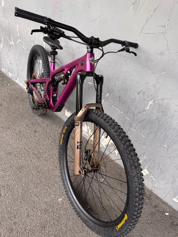 Used Yeti SB 140 Dreambuild 2026 Mountainbike, Purple — image 13 of 15