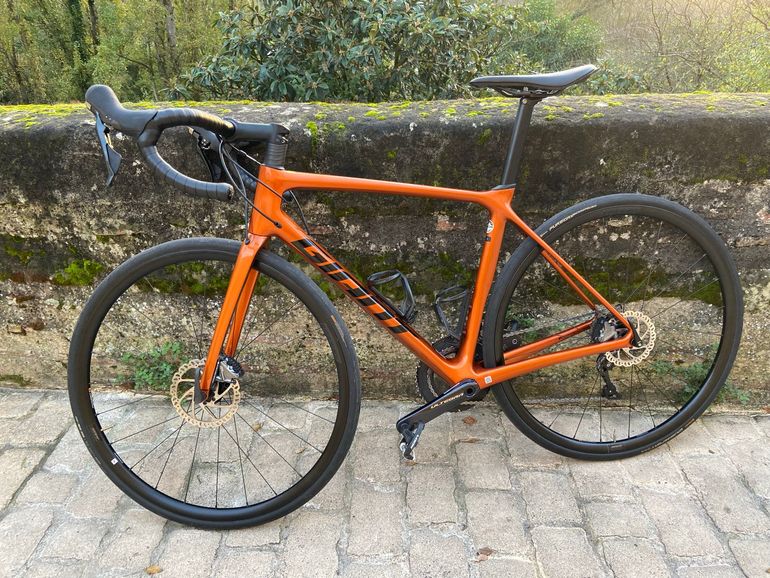Used Giant TCR Advanced Disc 1 Pro Compact 2022 2022 Road & Gravel, Orange — image 1 of 17
