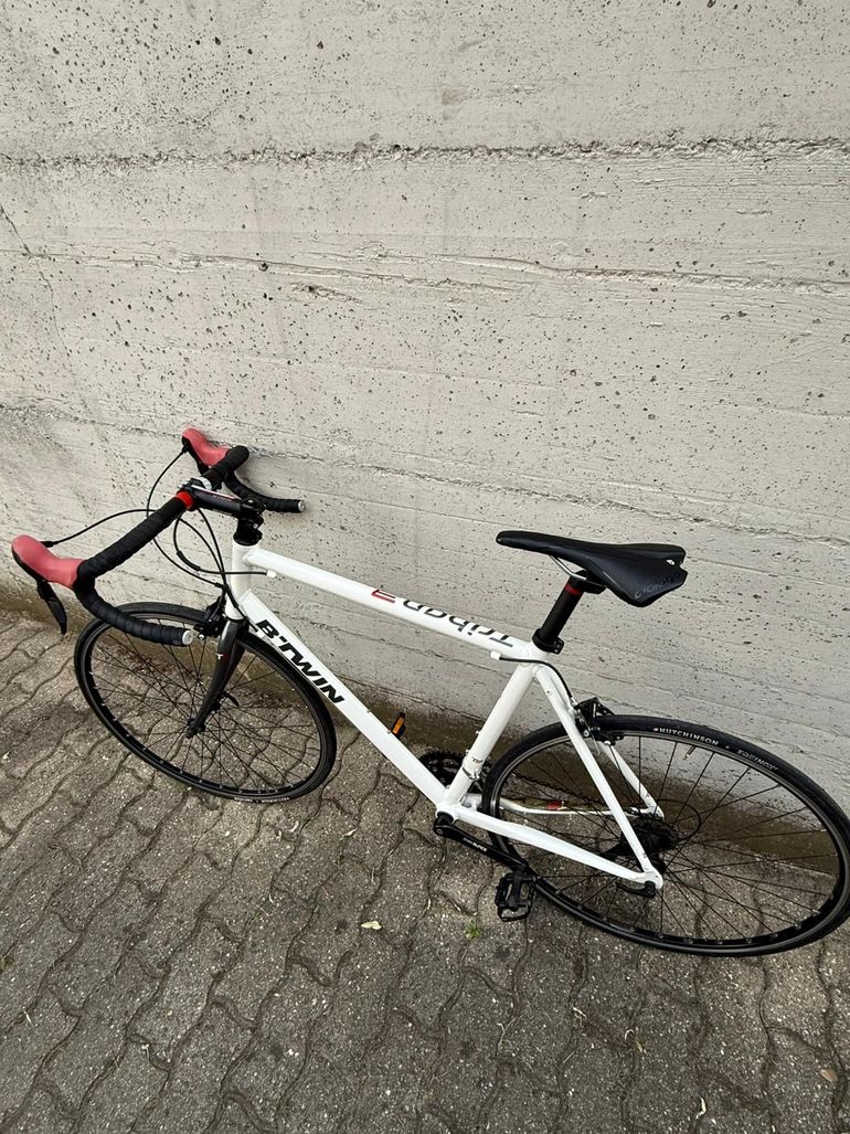 Used B’TWIN Bici Da Corda Triban 3 Alluminio 2014 Road & Gravel, White — image 3 of 10