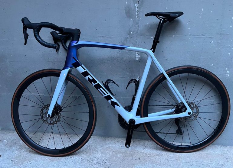 Used Trek Émonda SL 6 2024 2024 Road & Gravel, Purple — image 2 of 9
