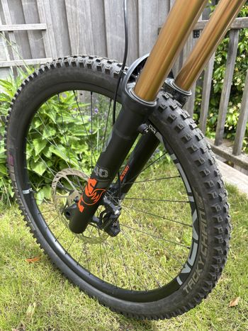 Used Propain Rage SRAM GX DH 2023 Mountainbike, Light Gray — image 9 of 17
