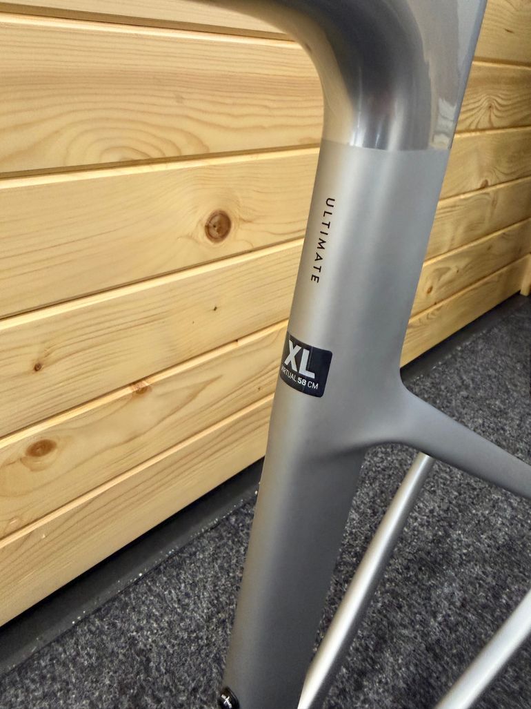 Used Scott Addict RC Ultimate HMX SL frame set 2026 Frameset 2026 Road & Gravel, Light Gray — image 3 of 4