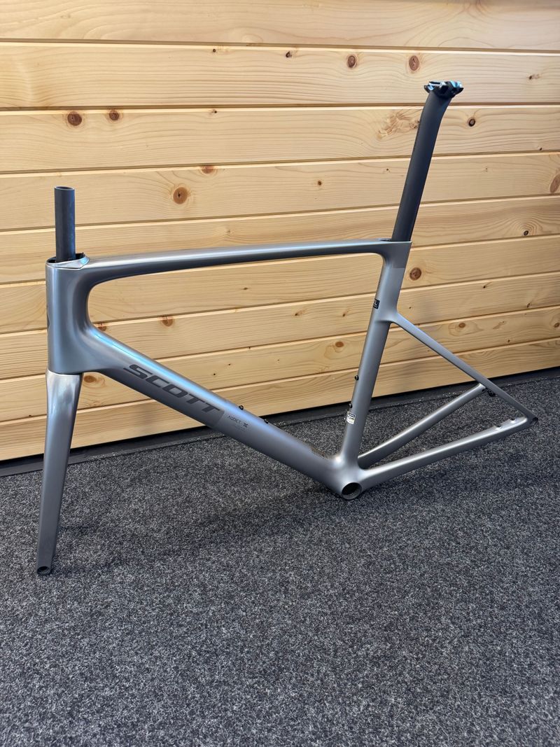 Used Scott Addict RC Ultimate HMX SL frame set 2026 Frameset 2026 Road & Gravel