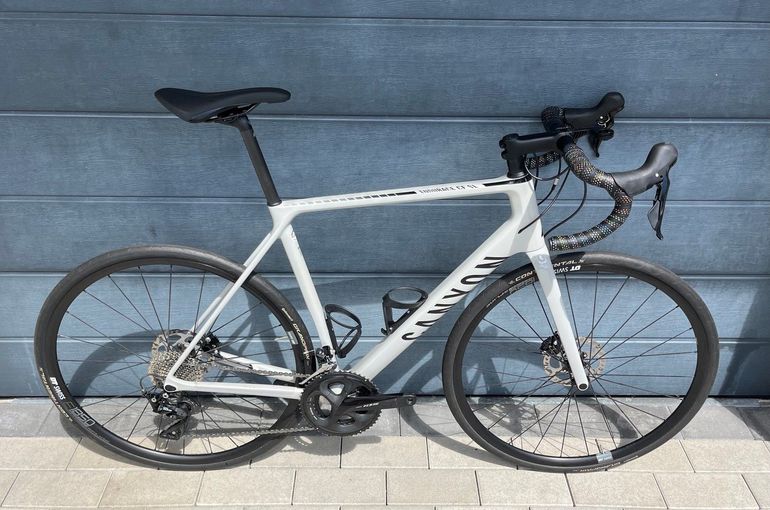 Used Canyon Endurace CF SL 7 Disc 2022 2022 Road & Gravel, Light Gray — image 2 of 6