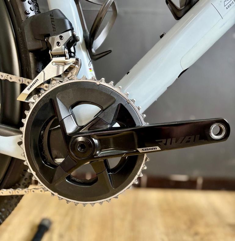 Używany Scott Addict Gravel 20 2025 2025 Road & Gravel — zdjęcie 5 z 6