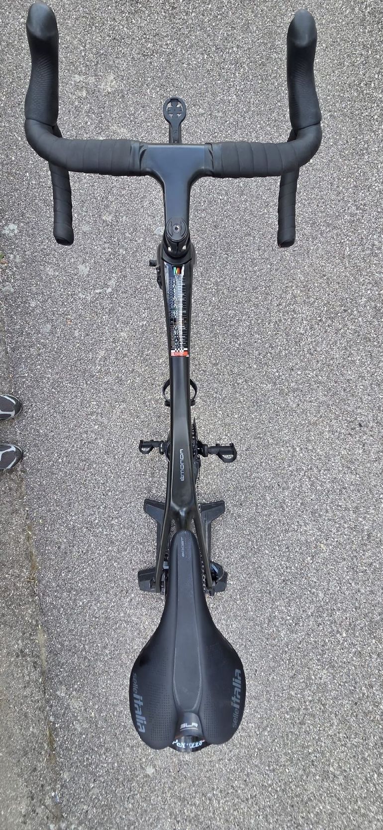 Used Trek Émonda SLR 7 AXS 2024 2024 Road & Gravel, Black — image 5 of 9