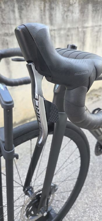 Used Trek Émonda SLR 7 AXS 2024 2024 Road & Gravel, Black — image 6 of 9
