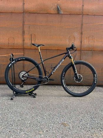 Käytetty Orbea ALMA M TEAM 2023 2023 MTB