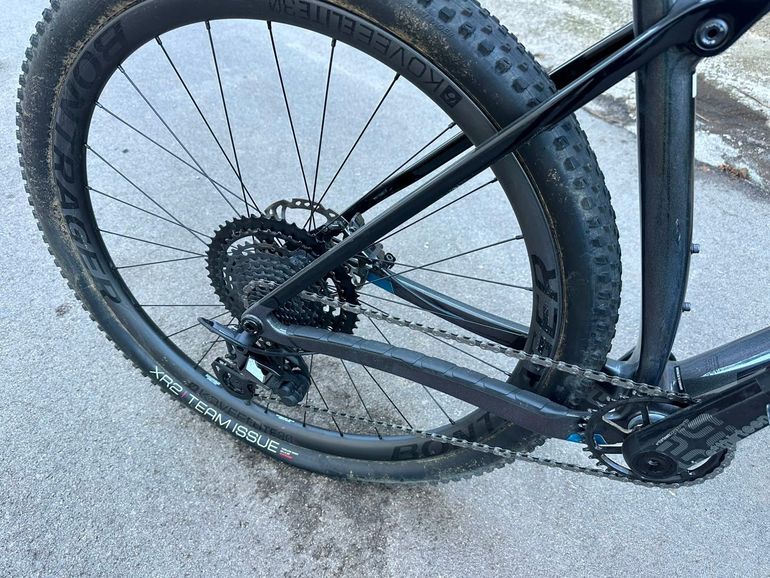 Gebrauchtes Trek Procaliber 9.8 2023 2023 Mountainbike, Schwarz, 29 — Bild 3 von 8
