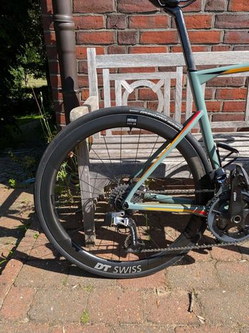 Tweedehands BMC Roadmachine SRAM Red eTap 2018 Road & Gravel — afbeelding 4 van 6