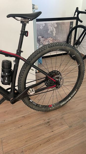 Tweedehands Trek Superfly 9.6 2016 2016 Mountainbike — afbeelding 3 van 12