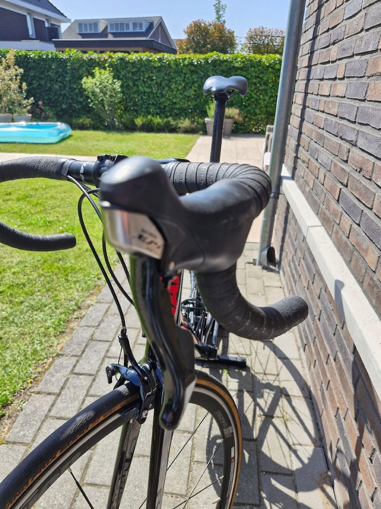 Giant Defy Shimano 105 2016 Road & Gravel usato, Nero — immagine 10 di 13