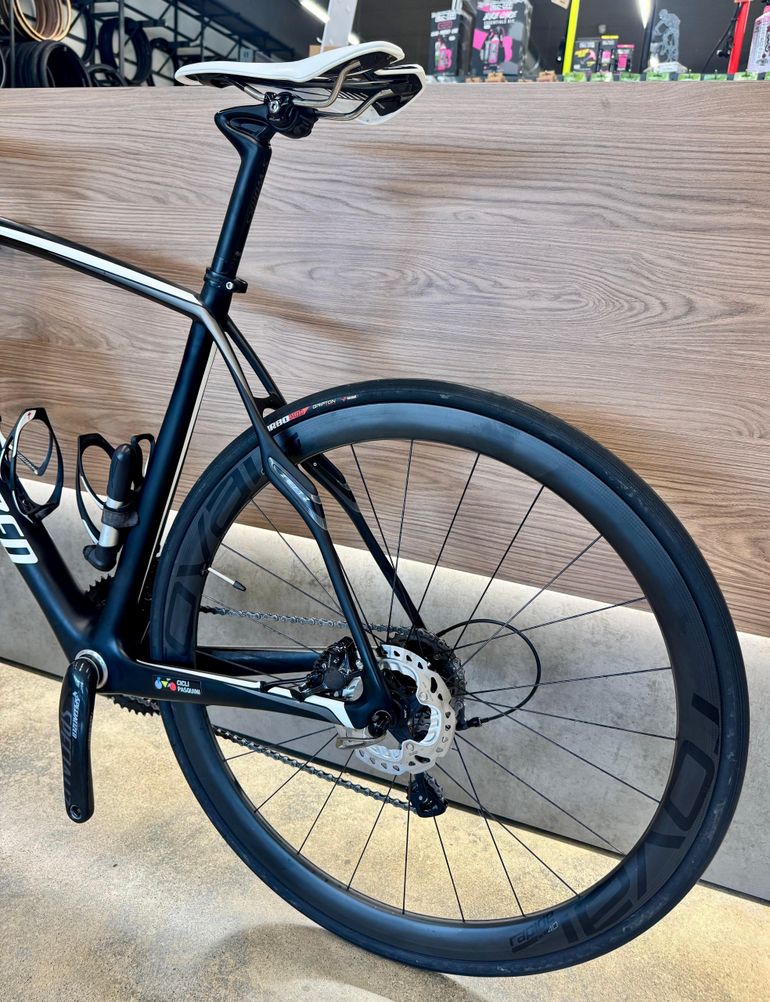 Käytetty Specialized Roubaix SL4 Pro Disc 2016 2016 Road & Gravel — kuva 13 / 14