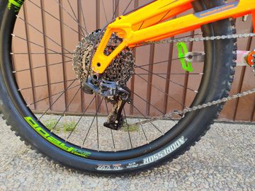 Used Orange Alpine 160 2015 Mountainbike, Orange — image 4 of 12