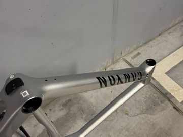 Brugt Canyon Endurace CF 7 Di2 LN 2024 Frameset 2024 Road & Gravel — billede 7 af 13