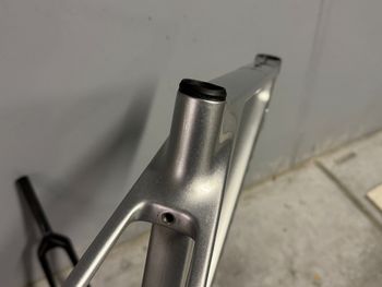 Used Canyon Endurace CF 7 Di2 LN 2024 Frameset 2024 Road & Gravel, Light Gray — image 12 of 13