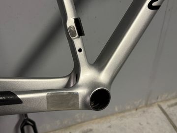 Brugt Canyon Endurace CF 7 Di2 LN 2024 Frameset 2024 Road & Gravel — billede 8 af 13
