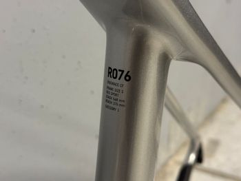 Used Canyon Endurace CF 7 Di2 LN 2024 Frameset 2024 Road & Gravel, Light Gray — image 5 of 13