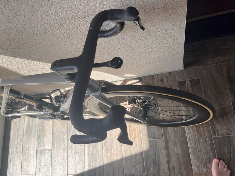 Used Lapierre Xelius DRS 6.0 2027 2027 Road & Gravel, Light Gray — image 4 of 6
