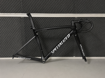 Używany Specialized Tarmac SL7 Pro - SRAM Force eTap AXS 2023 Frameset 2023 Road & Gravel