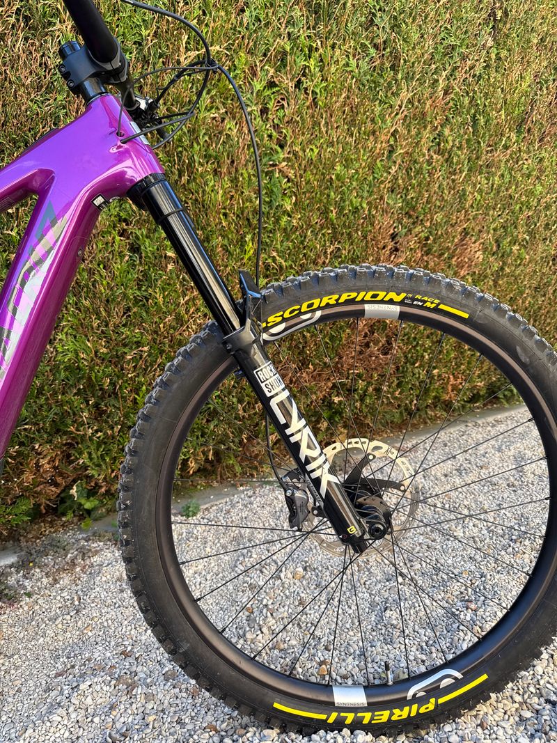 Used Santa Cruz Sram X0 EAGLE AXS 2024 Mountainbike, Purple, Mixed — image 6 of 15
