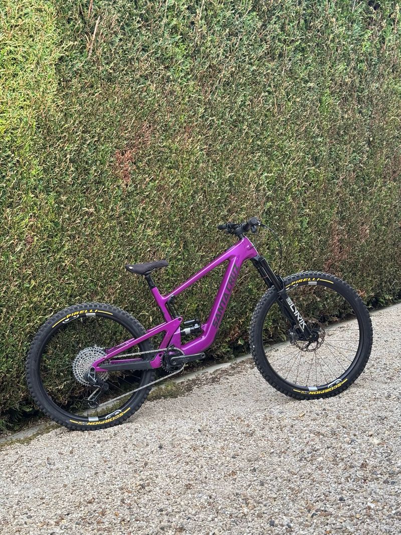 Used Santa Cruz Sram X0 EAGLE AXS 2024 Mountainbike, Purple, Mixed — image 3 of 15