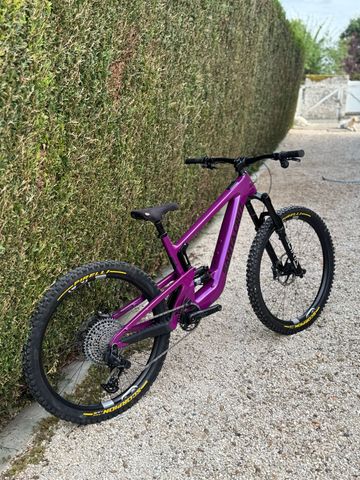 Used Santa Cruz Sram X0 EAGLE AXS 2024 MTB