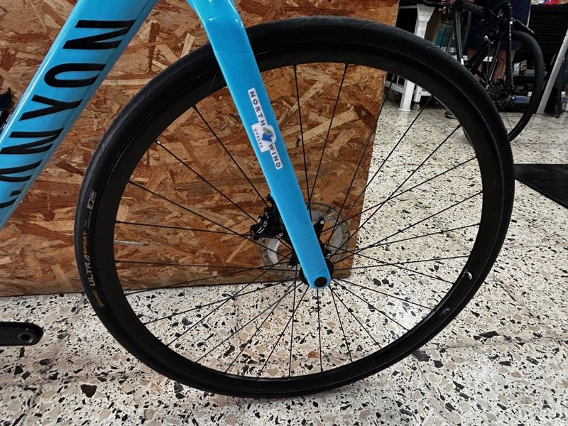 Używany Canyon Endurace CF 7 Di2 2024 2024 Road & Gravel — zdjęcie 12 z 15