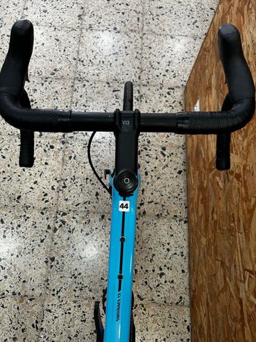 Używany Canyon Endurace CF 7 Di2 2024 2024 Road & Gravel — zdjęcie 14 z 15