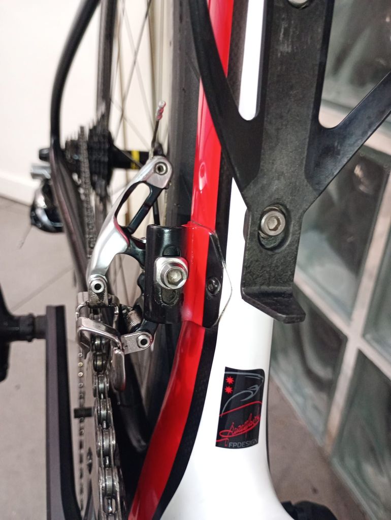 Gebrauchtes Pinarello F8 2021 Road & Gravel, Schwarz — Bild 15 von 23