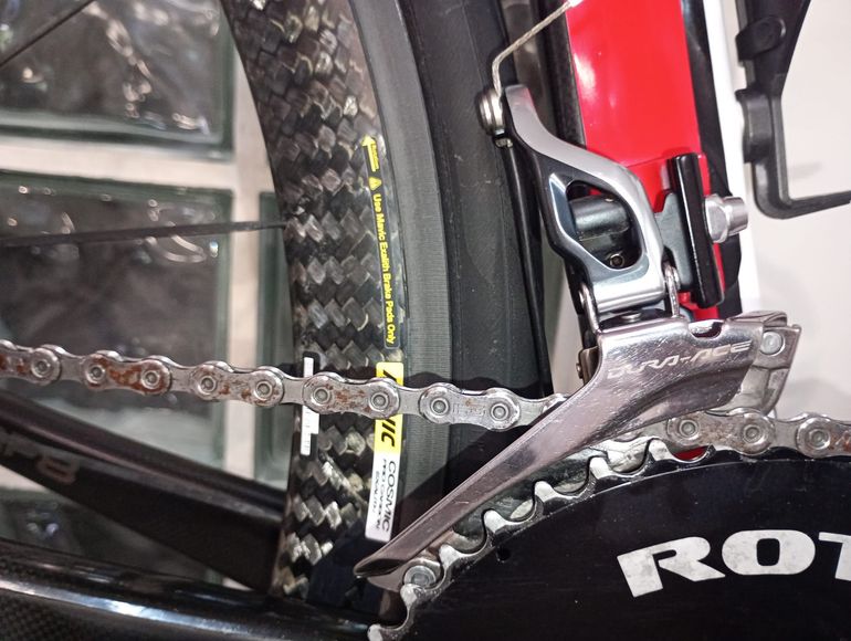 Gebrauchtes Pinarello F8 2021 Road & Gravel, Schwarz — Bild 16 von 23