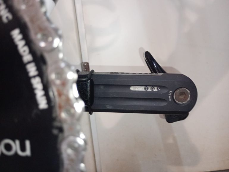 Gebrauchtes Pinarello F8 2021 Road & Gravel, Schwarz — Bild 14 von 23