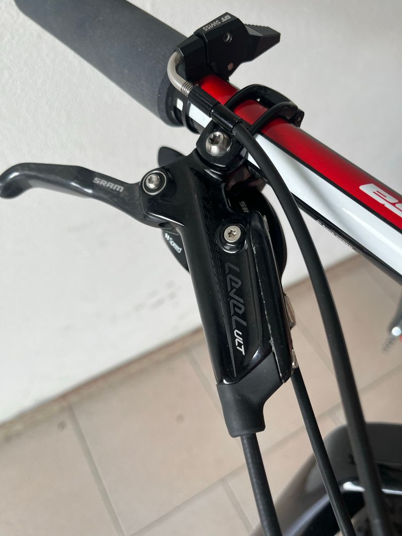 Gebrauchtes Focus RAVEN MAX Team 2018 2018 Mountainbike, Rot — Bild 5 von 10