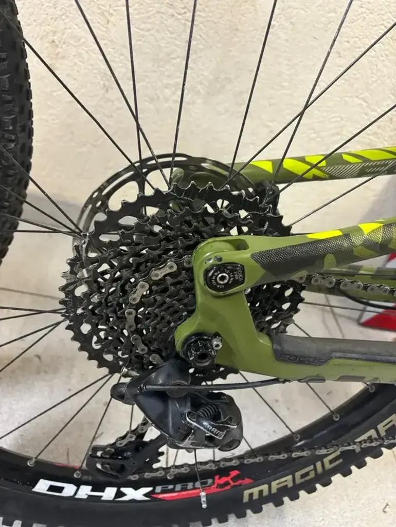 Focus SAM C Carbono 2017 Mountainbike d'occasion — image 2 sur 7