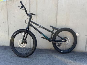 Used Ozonys Custom Other 2022 Mountainbike, Black — image 2 of 6