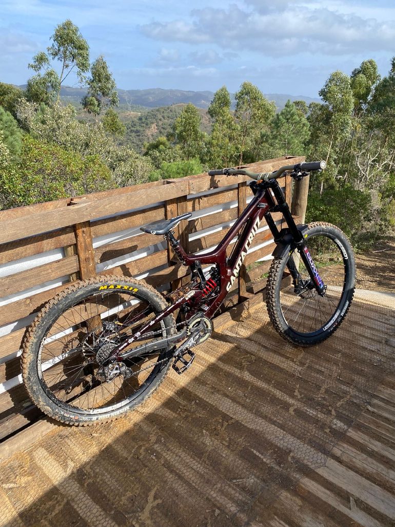 Käytetty Santa Cruz V10 Cc 2023 Mountainbike — kuva 3 / 10