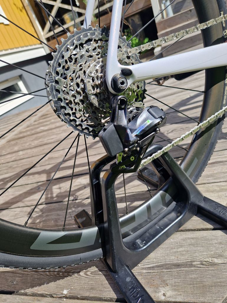 Used Cervélo SRAM Force eTap AXS 2023 Road & Gravel, White — image 9 of 10