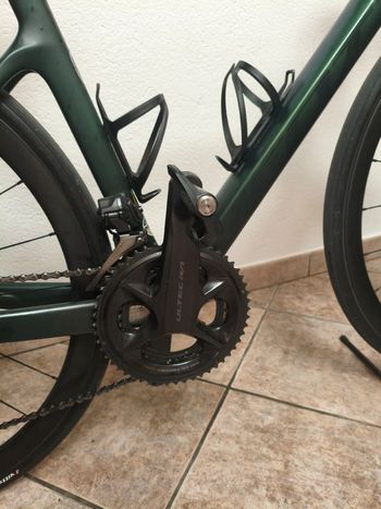 Used Scott Addict RC 15 2022 2022 Road & Gravel, Green — image 3 of 8