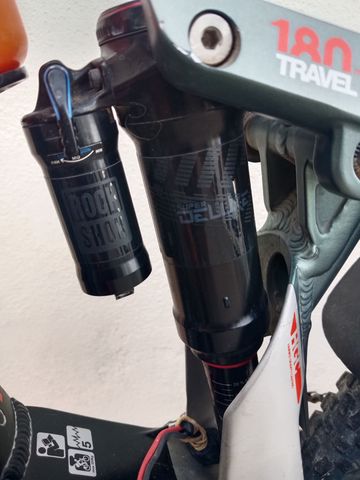 Gebrauchtes Haibike Nduro 8.0 2019 2019 Mountainbike, Hellgrau — Bild 4 von 16