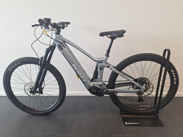 Used Scott Contessa Strike eRIDE 920 2023 2023 Mountainbike, Blue, 29 — image 9 of 11