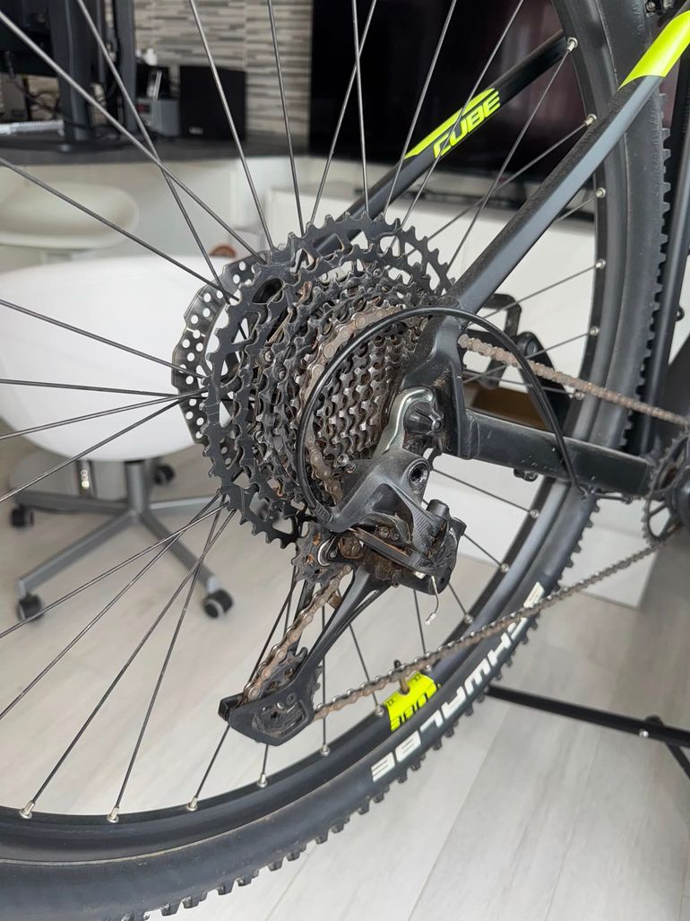 Käytetty CUBE ANALOG 2020 2020 Mountainbike — kuva 7 / 8