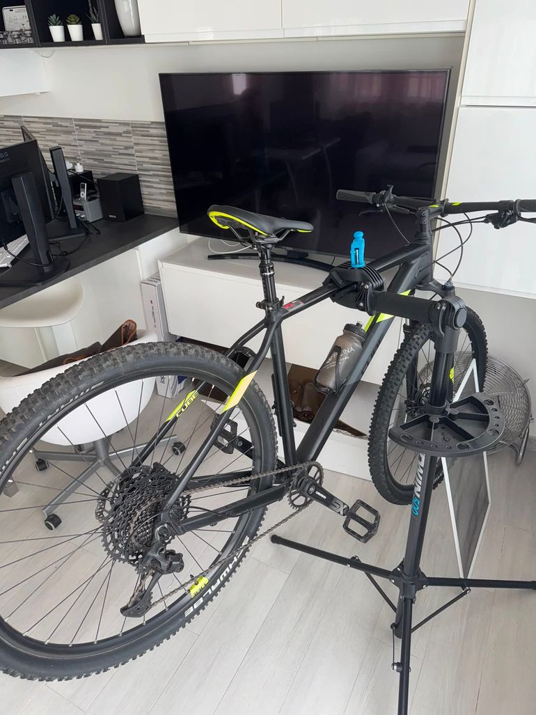 Käytetty CUBE ANALOG 2020 2020 Mountainbike — kuva 2 / 8